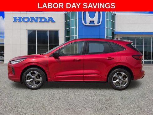 Used 2023 Ford Escape ST-Line w/ Tech Pack #1 AWD/4WD image 6