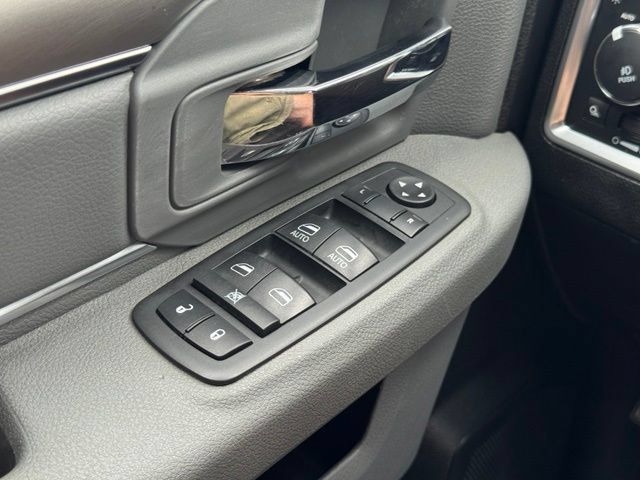Used 2019 RAM 1500 Warlock AWD/4WD image 31
