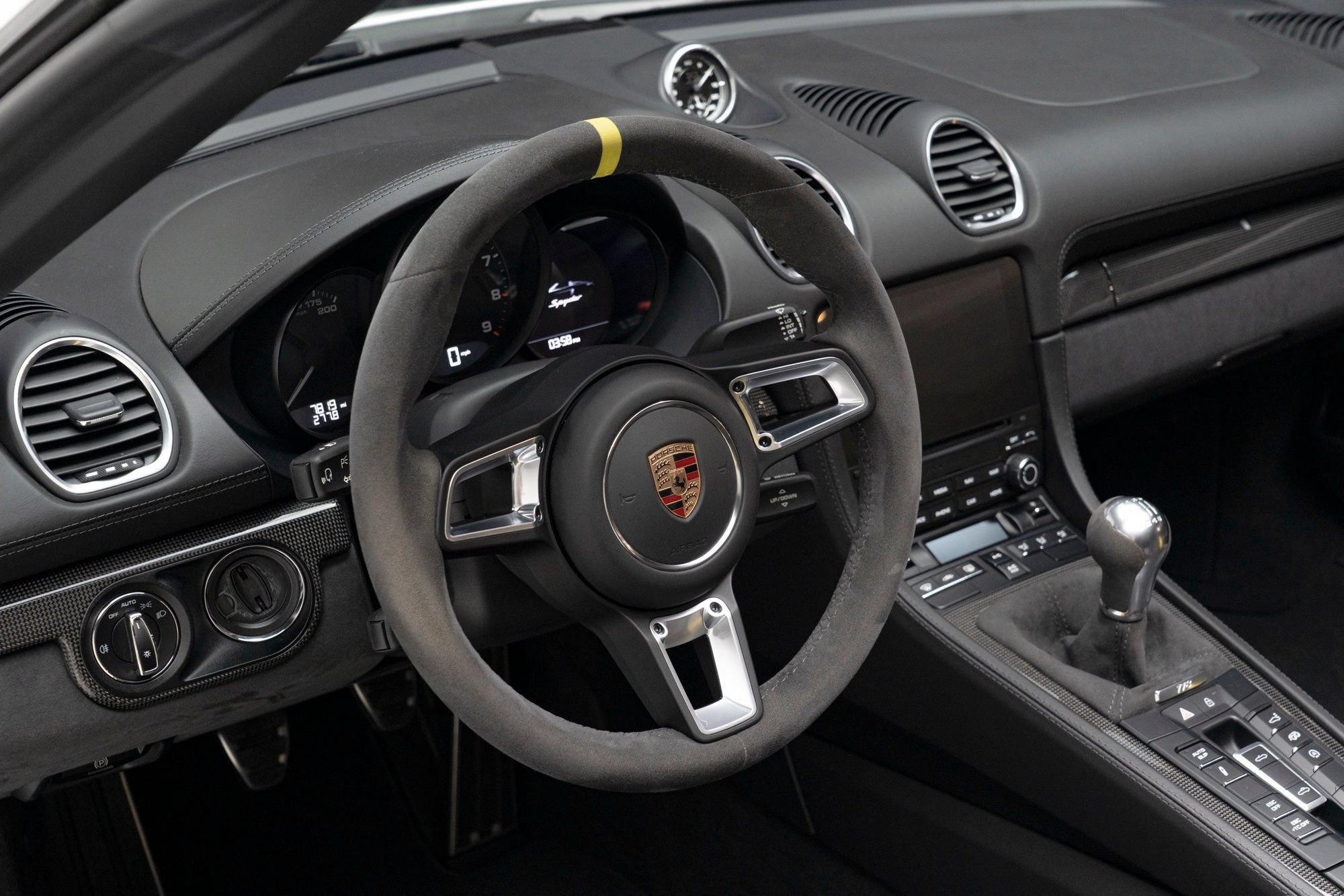 Used 2020 Porsche 718 Boxster Spyder RWD image 21
