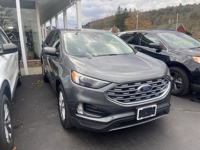Used 2022 Ford Edge SEL w/ Convenience Package