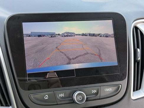 Used 2025 Chevrolet Malibu LT FWD image 20