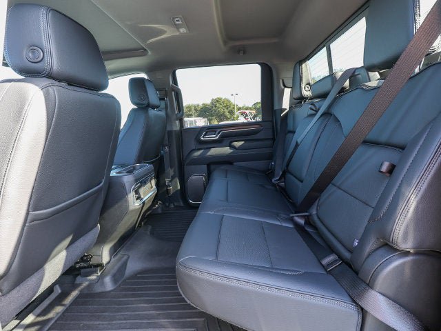 Used 2024 GMC Sierra 3500 Denali w/ Denali Reserve Package AWD/4WD image 29