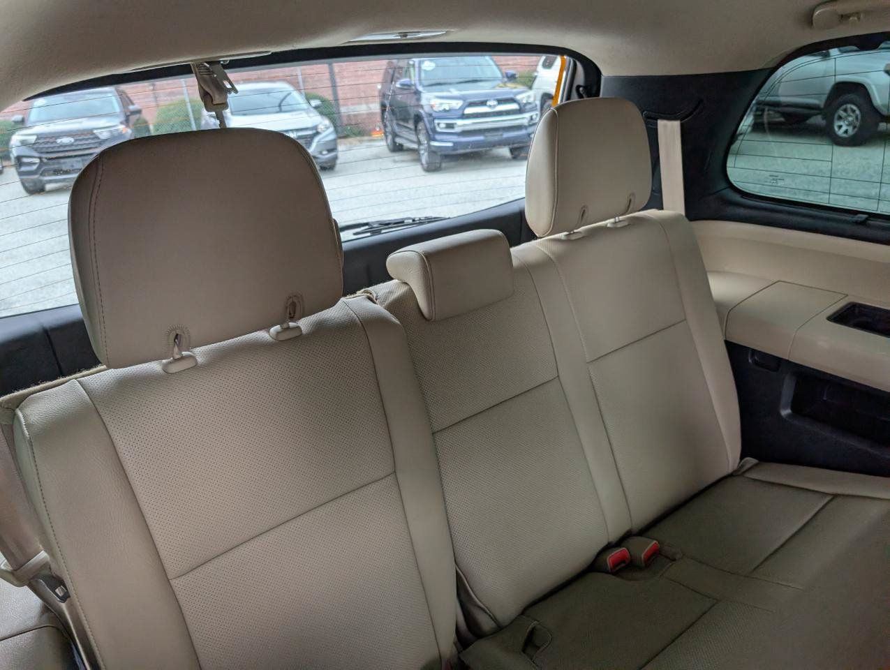 Used 2014 Toyota Sequoia Platinum RWD image 22