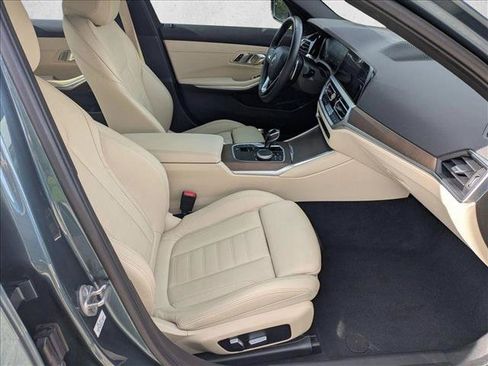 Used 2021 BMW 330i Sedan w/ Premium Package RWD image 22