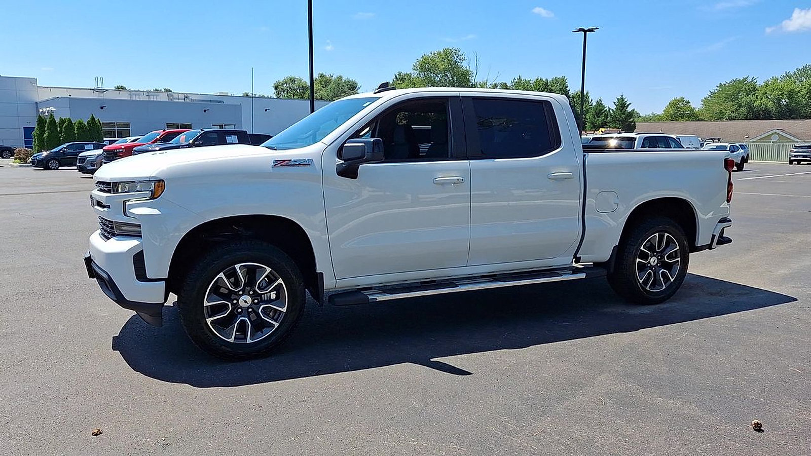 Certified 2021 Chevrolet Silverado 1500 RST AWD/4WD image 7