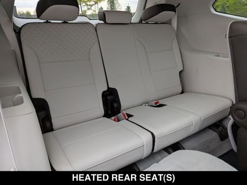 Used 2025 GMC Acadia Denali w/ Super Cruise Package AWD/4WD image 28