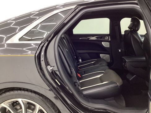 Used 2017 Lincoln MKZ Reserve w/ Luxury Package AWD/4WD image 22
