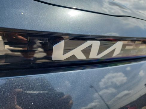 Used 2023 Kia Soul LX w/ Option Group 015 FWD image 31