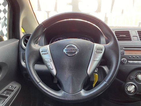 Used 2014 Nissan Versa Note SV FWD image 12