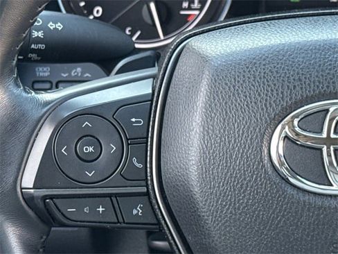 Used 2024 Toyota Camry SE image 13