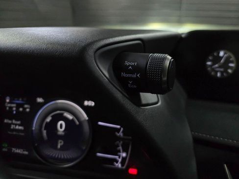 Used 2019 Lexus UX 250h w/ Accessory Package image 29