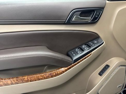 Used 2020 Chevrolet Tahoe Premier AWD/4WD image 9