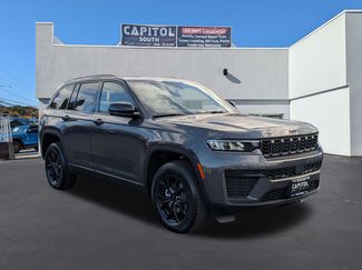 New 2026 Jeep Grand Cherokee Laredo video 1