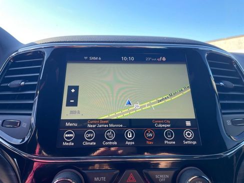 Used 2022 Jeep Grand Cherokee Laredo X image 7