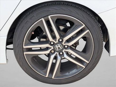 Used 2017 Honda Accord Sport Special Edition image 7