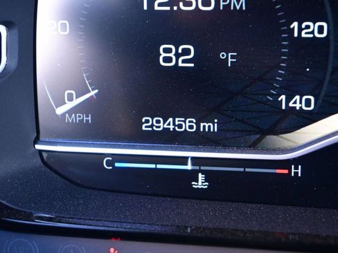 Used 2023 GMC Yukon Denali image 9