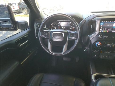 Used 2020 GMC Sierra 3500 Denali w/ Denali Ultimate Package image 13