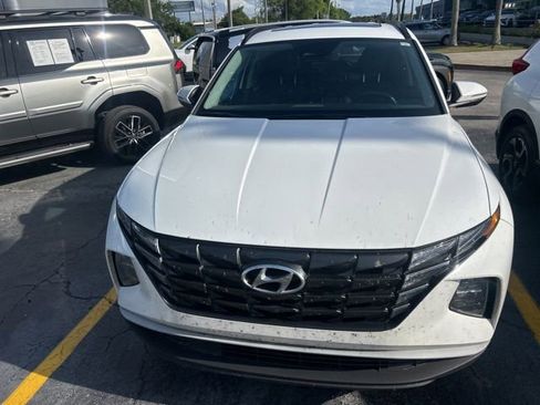 Used 2024 Hyundai Tucson SEL w/ Convenience Package FWD image 4