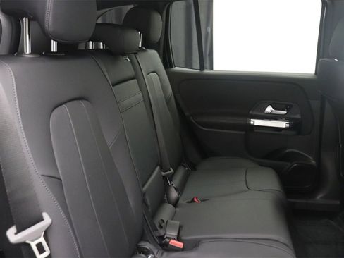 New 2026 Mercedes-Benz GLB 250 GLB 250 image 10