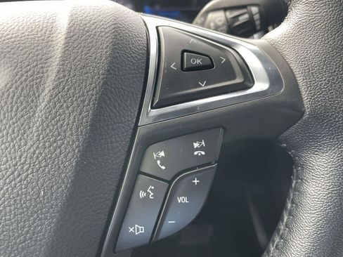 Used 2021 Ford Edge Titanium w/ Equipment Group 301A AWD/4WD image 21
