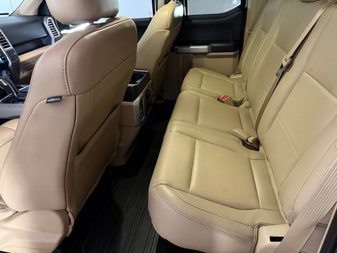 Used 2016 Ford F150 Lariat w/ Equipment Group 502A Luxury AWD/4WD image 21