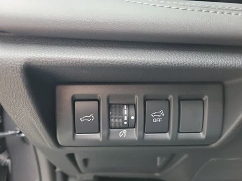 Certified 2025 Subaru Outback Limited w/ Popular Package #2 image 24