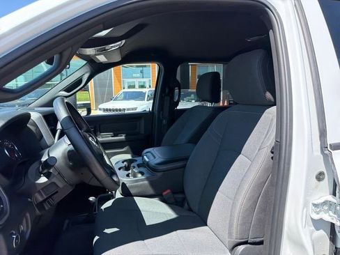 Used 2024 RAM 2500 Tradesman w/ Chrome Appearance Group AWD/4WD image 23