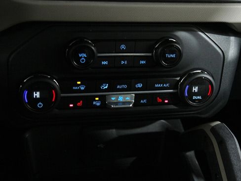 Used 2023 Ford Bronco Big Bend image 16