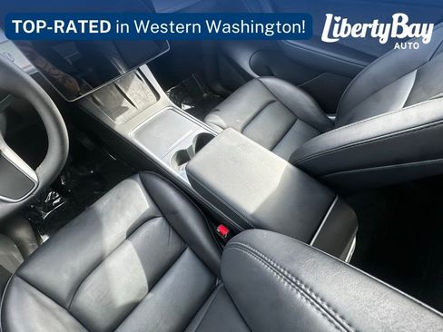 Used 2021 Tesla Model Y Long Range image 25