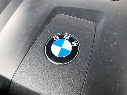 Used 2025 BMW X5 xDrive40i w/ M Sport Package AWD/4WD image 41