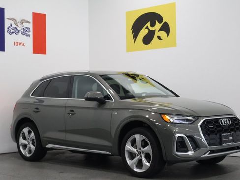 Certified 2023 Audi Q5 2.0T Premium Plus image 1