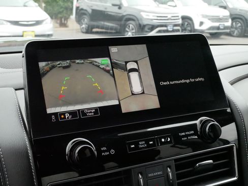 Used 2024 INFINITI QX80 Luxe image 31