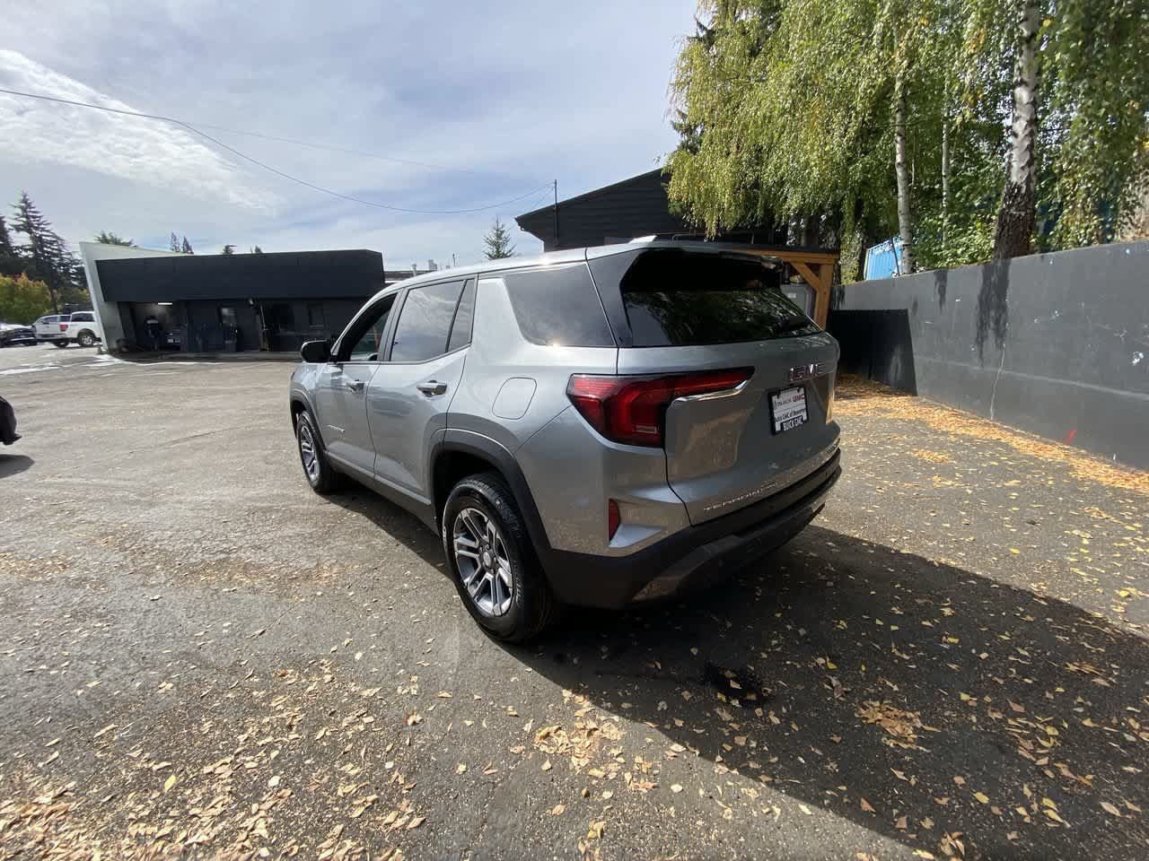 Used 2026 GMC Terrain Elevation AWD/4WD image 4