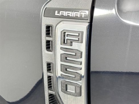 Used 2026 Ford F250 Lariat AWD/4WD image 15