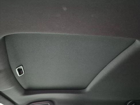 Used 2025 Honda Passport EX-L image 15