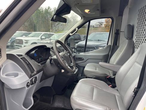 Used 2015 Ford Transit 250 148 Medium Roof image 28