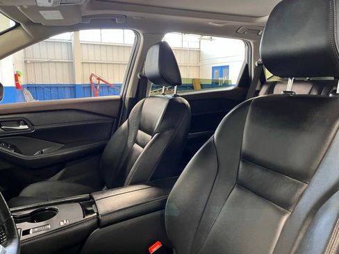 Used 2023 Nissan Rogue SL image 23