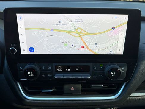 Used 2025 Toyota Grand Highlander XLE image 2