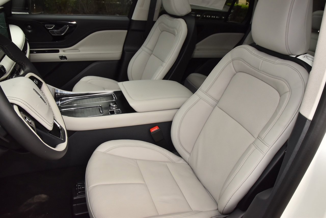 New 2027 Lincoln Aviator Reserve RWD image 33