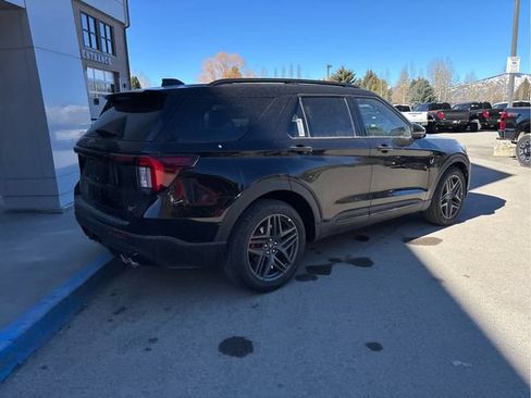 New 2026 Ford Explorer ST w/ Sun And Sound Package AWD/4WD image 16