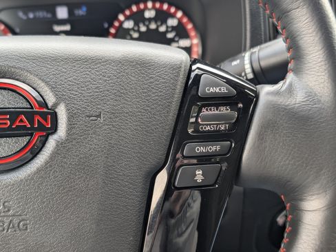 Used 2023 Nissan Frontier PRO-4X w/ Pro Convenience Package image 18