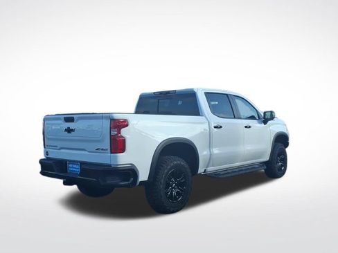 New 2026 Chevrolet Silverado 1500 ZR2 AWD/4WD image 3