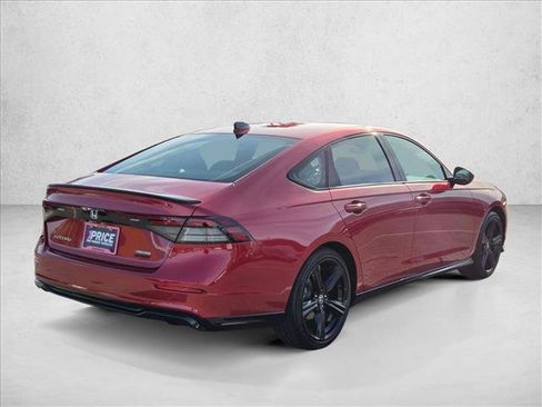 Used 2024 Honda Accord Sport image 5