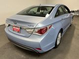 Used 2015 Hyundai Sonata Hybrid image 3