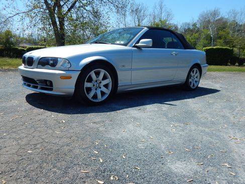 Used 2001 BMW 325Ci Convertible RWD image 1