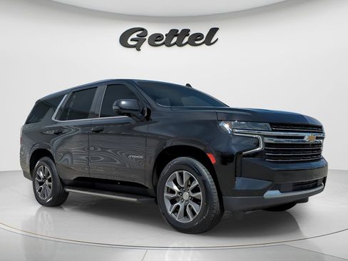 Used 2022 Chevrolet Tahoe LT w/ Luxury Package AWD/4WD image 5