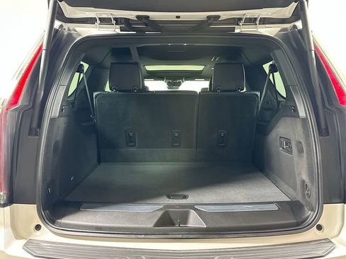 Certified 2023 Cadillac Escalade ESV Sport AWD/4WD image 28