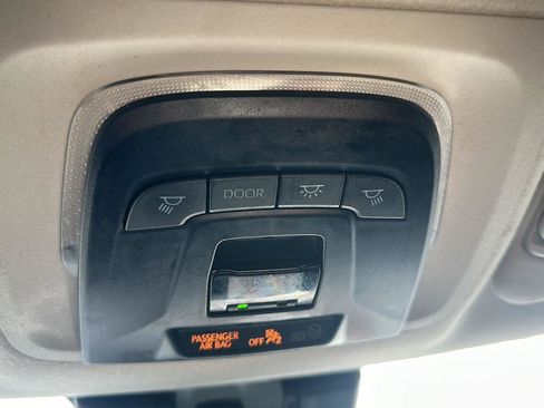 Used 2023 Toyota Corolla LE image 22