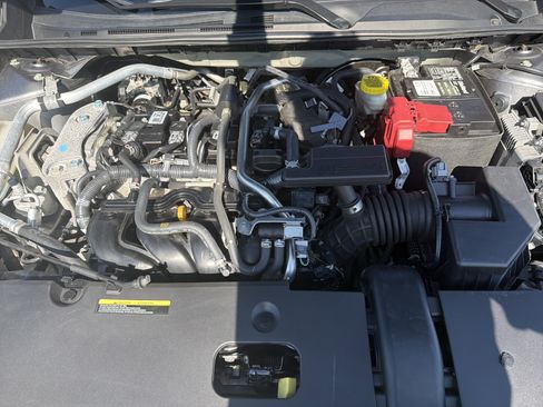 Used 2023 Nissan Sentra SV FWD image 21