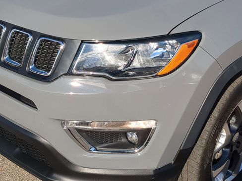 Used 2020 Jeep Compass Limited image 13